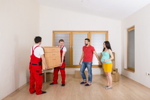 Local movers planning access and transport for a Soho relocation